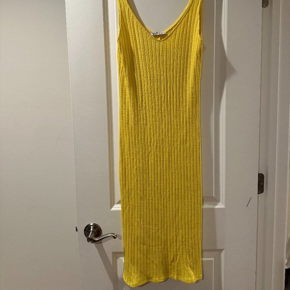 Zara Large Yellow Rib Detail Calf-length Dress New With Tags